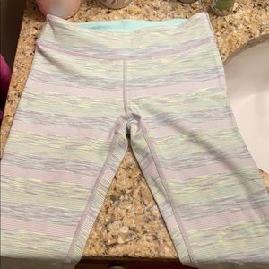 ivivva colored cropped leggings size 14